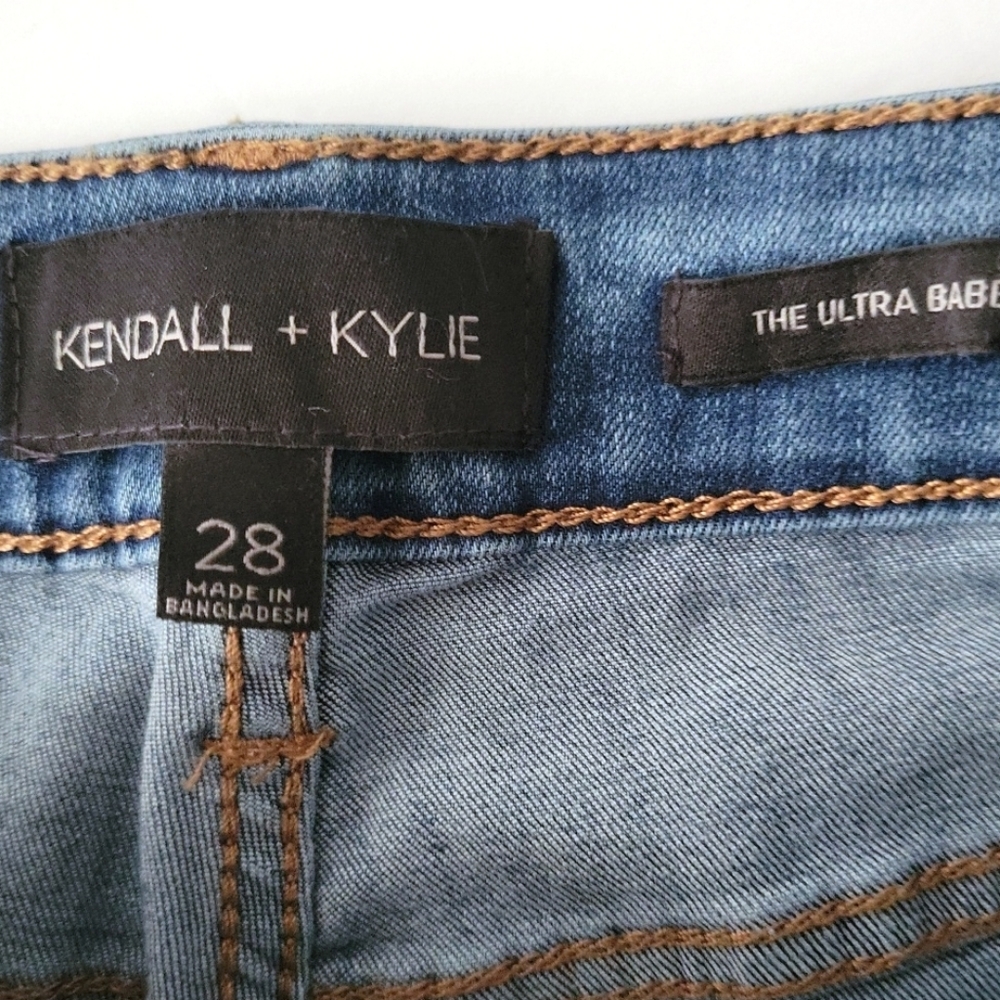 Kendall & Kylie Jeans - Picture 15 of 15